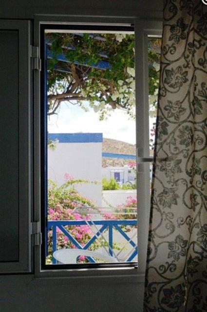 Amfitrion Hotel Vári Chambre photo